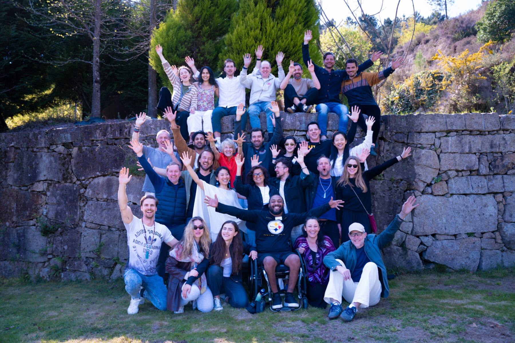 The full circle of past Deepdive participants together at the retreat