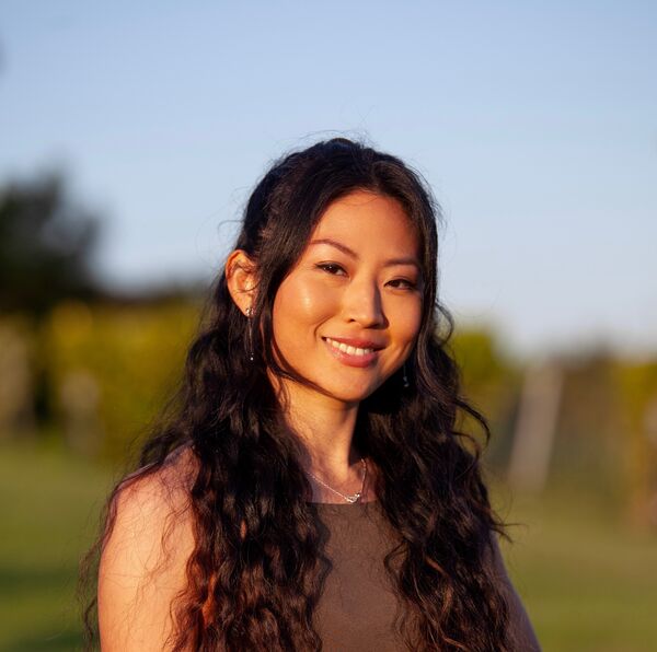 Julia Zhou